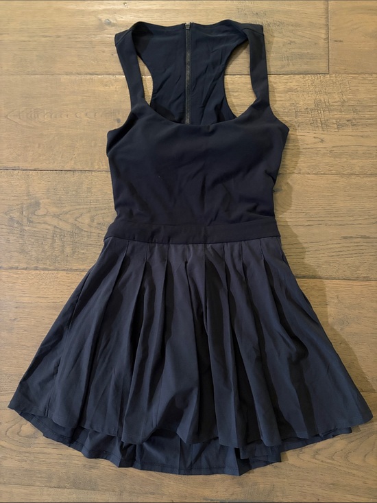 Vuori Dresses & Skirts - Vuori Black Racerback Pleated Tennis Dress